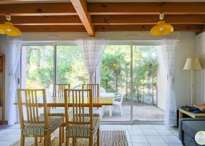 فيلة Duplex 4 Pers A 200 M Du De Navarrosse *